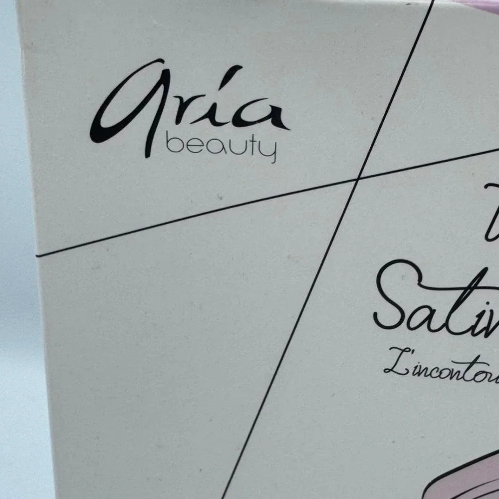 Aria Beauty Very Necessary Satin Hair Towel Hair Towel New in Box